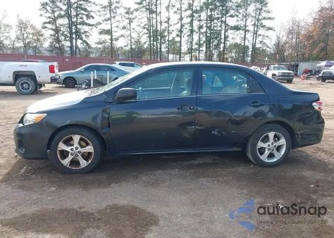 2013 Toyota Corolla Le из США, поврежденный, VIN 5YFBU4EE3DP128026